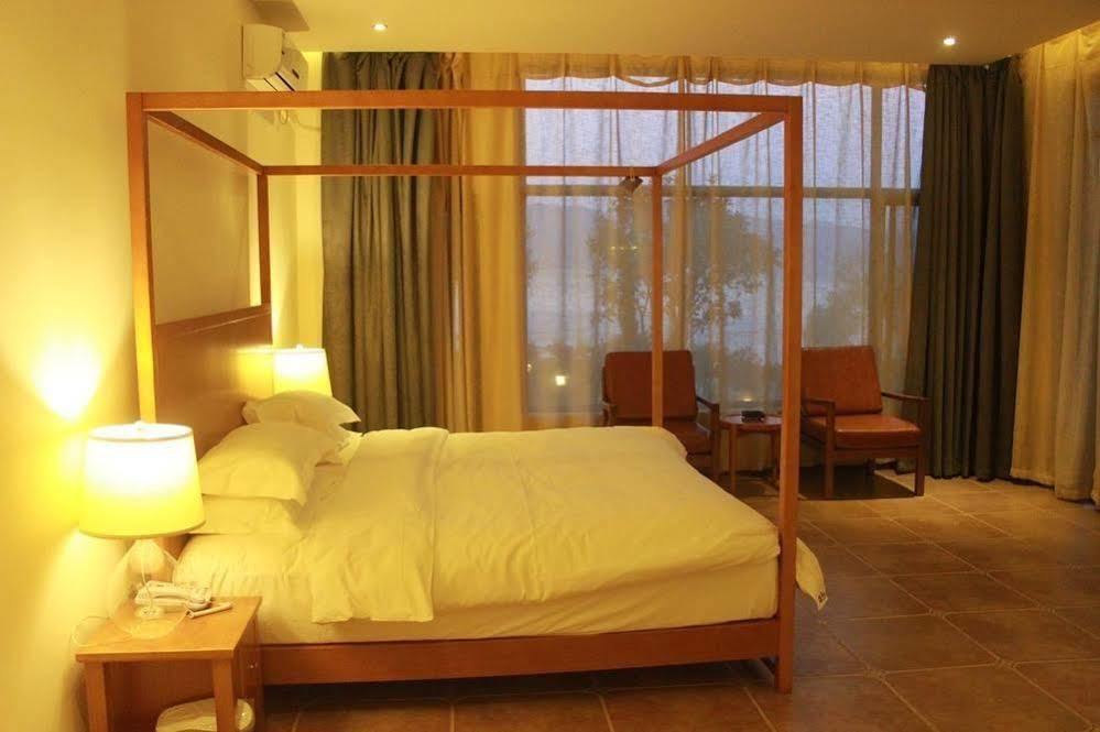 Magpies Habitat Erhai Resort Hotel Dengchuan Bagian luar foto
